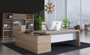 經(jīng)理辦公桌在選購(gòu)上有什么需要注意的事項(xiàng)。