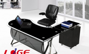 玻璃類辦公家具有何優(yōu)點(diǎn)？