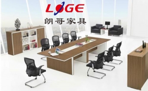 板式會(huì)議桌有著怎樣的特點(diǎn)優(yōu)勢(shì)？