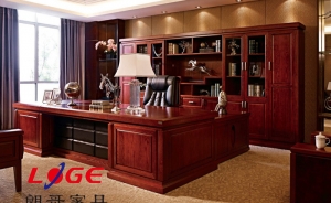 實(shí)木辦公家具容易出現(xiàn)哪些問題？應(yīng)該如果避免？