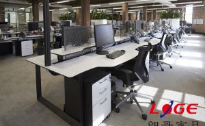 為何辦公家具定制好處更多？需如何進(jìn)行？